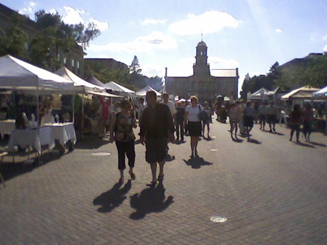 Crowds Crowds enjoy the nice we