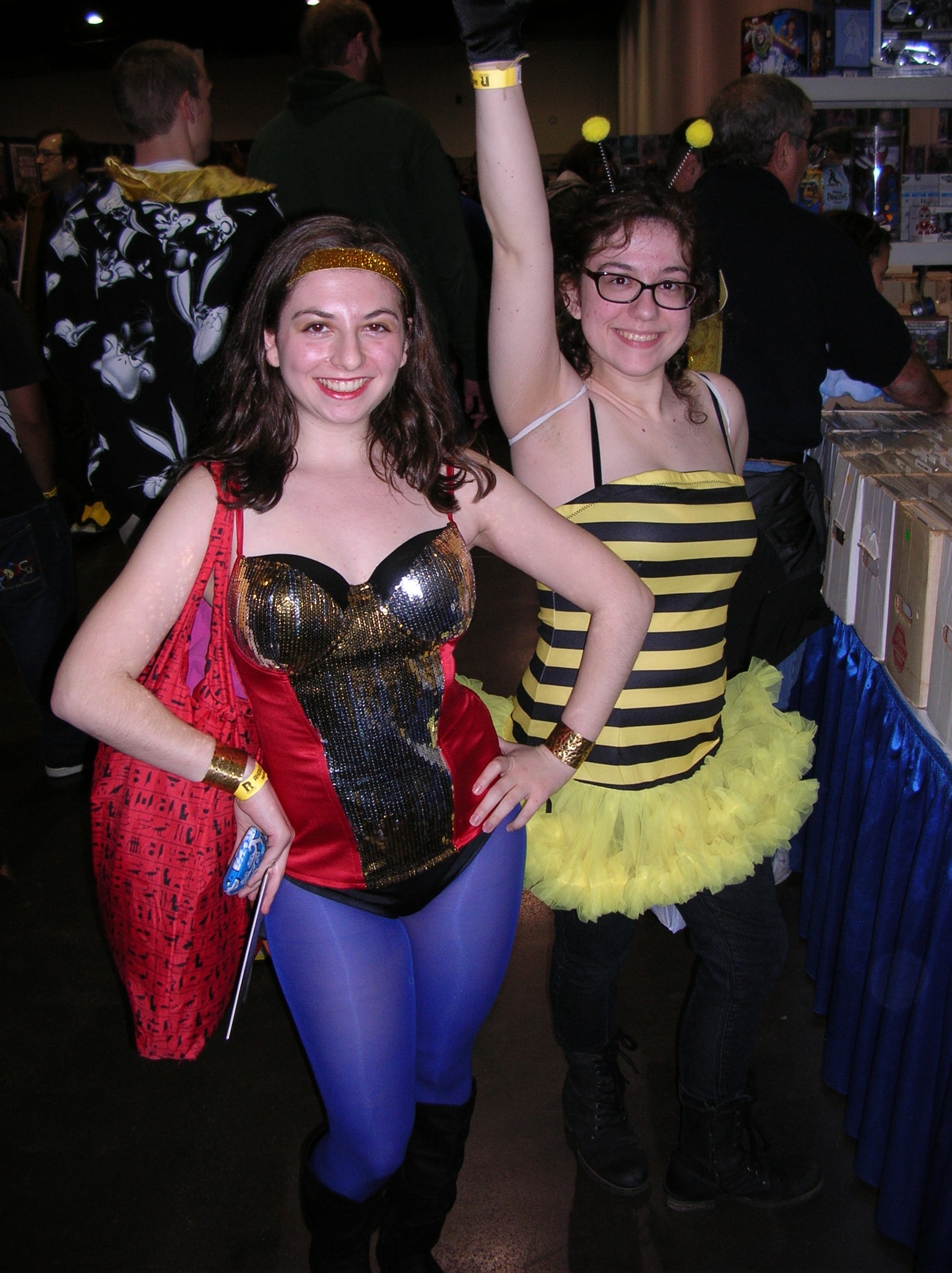 Wonder Girl and Bumblebee 